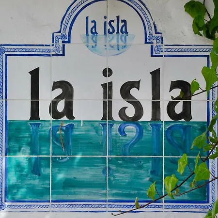 Luxury In La Isla, Walking Distance To Puerto Banus Марбелья