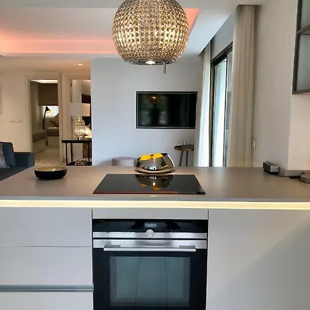 Luxury In La Isla, Walking Distance To Puerto Banus Marbellac