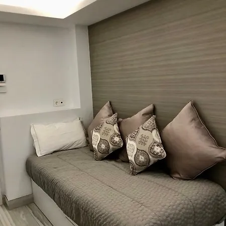 Luxury In La Isla, Walking Distance To Puerto Banus * Marbellac