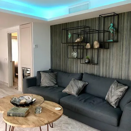 Luxury In La Isla, Walking Distance To Puerto Banus Апартаменты