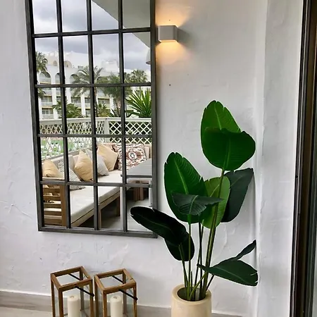 Luxury In La Isla, Walking Distance To Puerto Banus Апартаменты