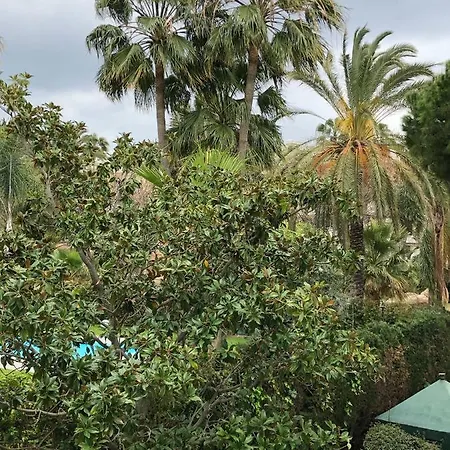 Luxury In La Isla, Walking Distance To Puerto Banus Apartmán