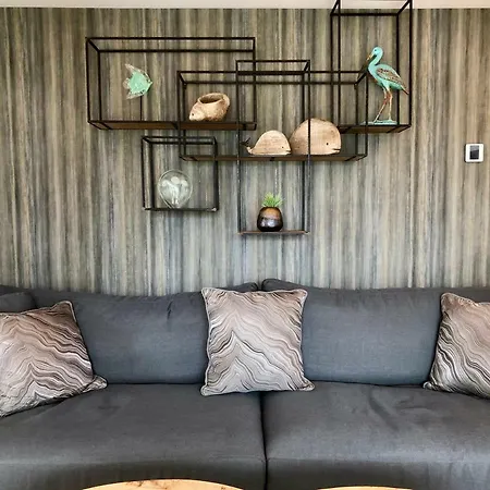 Luxury In La Isla, Walking Distance To Puerto Banus Apartmán *