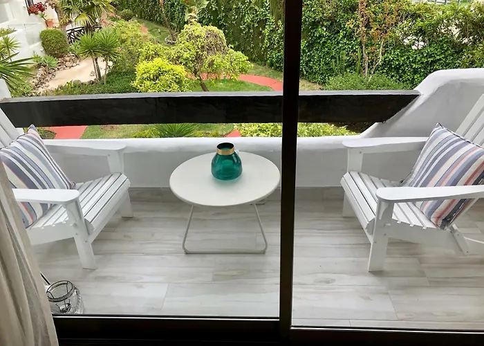 Luxury In La Isla, Walking Distance To Puerto Banus Lägenhet *